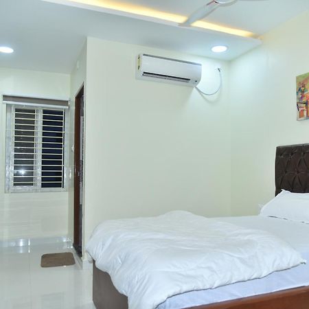 The Paradise Guest Inn Nellore Εξωτερικό φωτογραφία