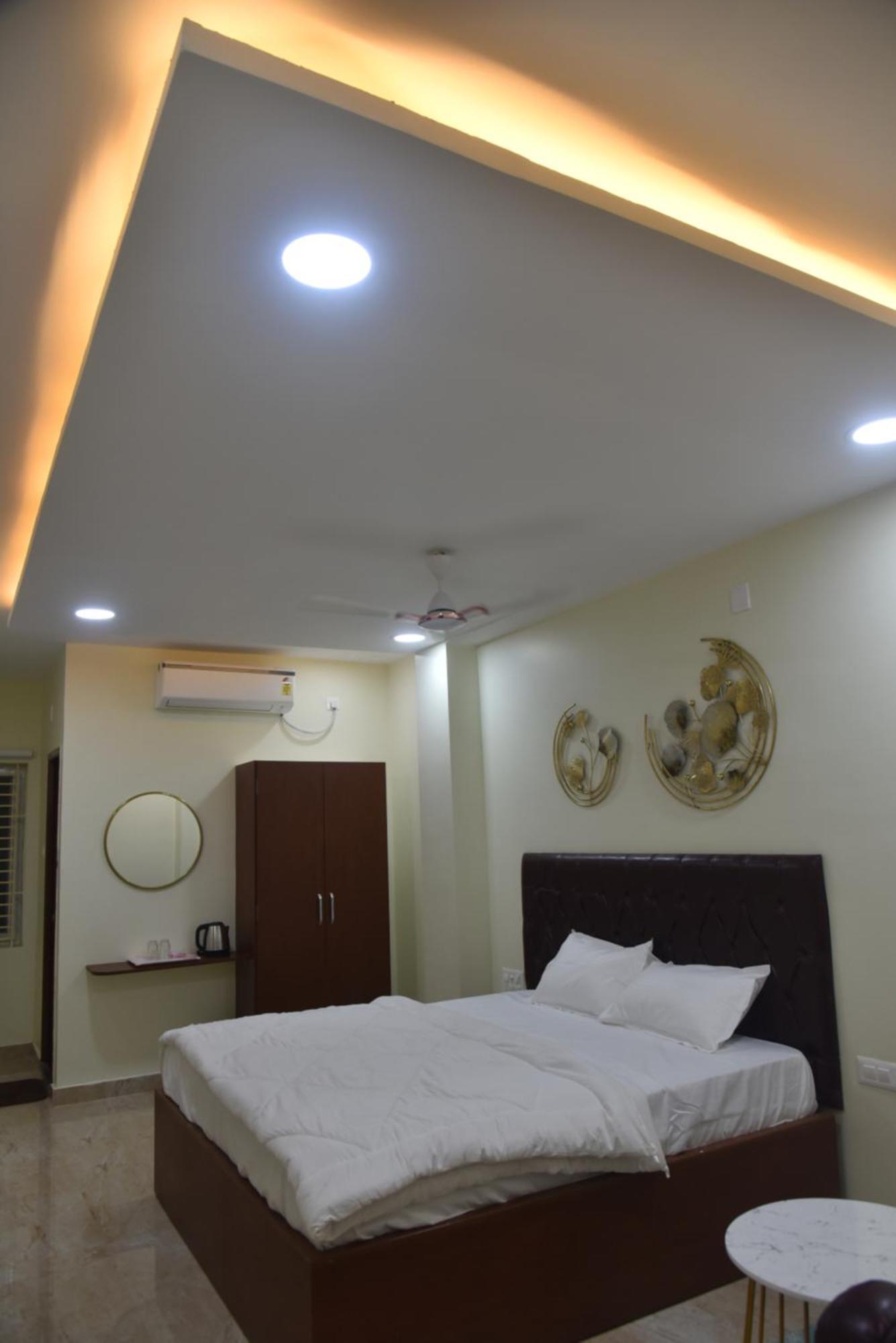 The Paradise Guest Inn Nellore Εξωτερικό φωτογραφία